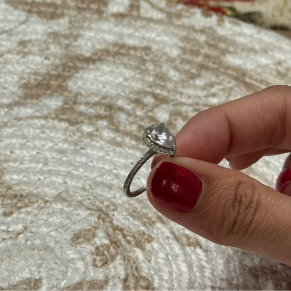 Silver Teardrop- Engagement Ring ‘ stand in ‘ S925 size 6 - Picture 6 of 8